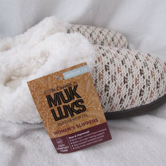 NWT - Muk Luks Clog Slippers - Medium (7-8) - Picture 2 of 10